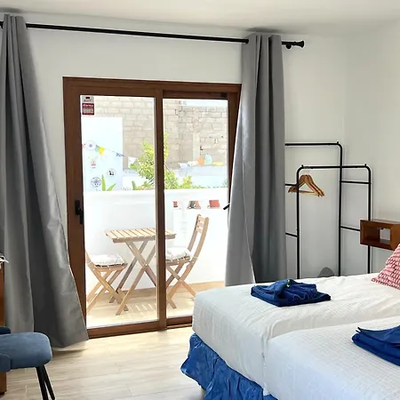 Guest house Envrooms 3*